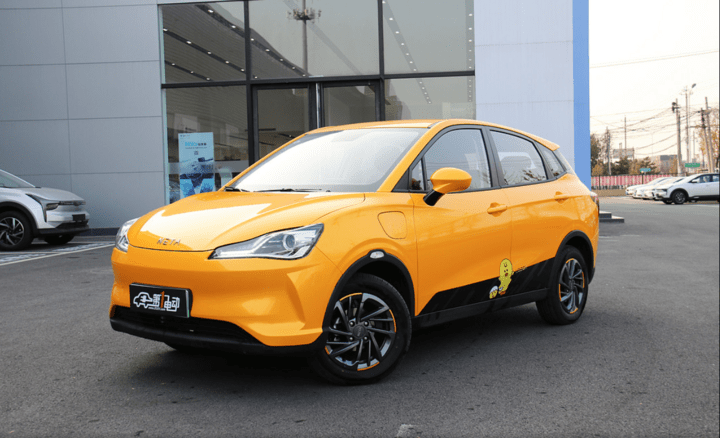 哪吒v新款上市 配置调整