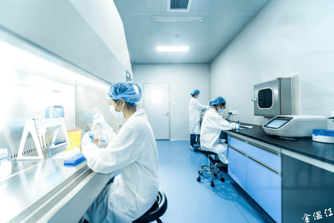 医学研发,聚集了全球cro排名前十的药明康德等企业151家;药械制造