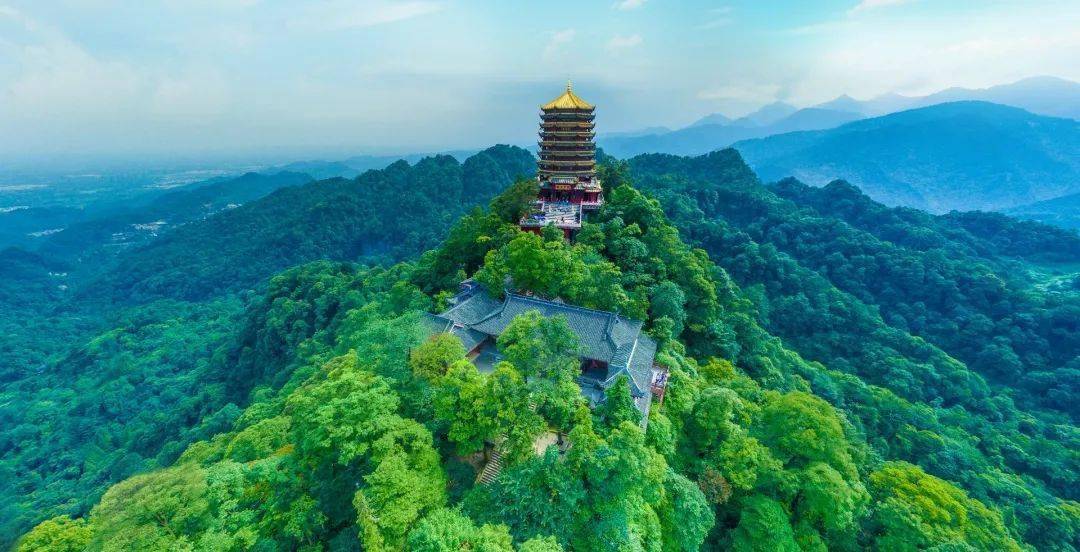 山上美景描写 1f90a4fec2df419aaa87953624c6c9af.jpeg