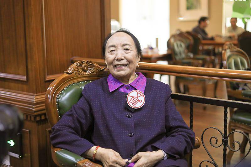 才旦卓玛:这首歌,我会给大家继续唱下去 | 奋斗故事·党员说(9)_党听