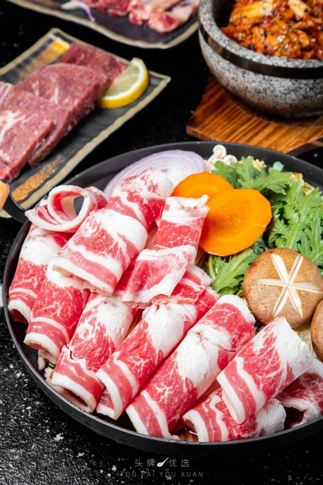 抵制无趣这家音乐自助烧肉各类肉品海鲜刺身寿喜锅100菜品无限畅吃