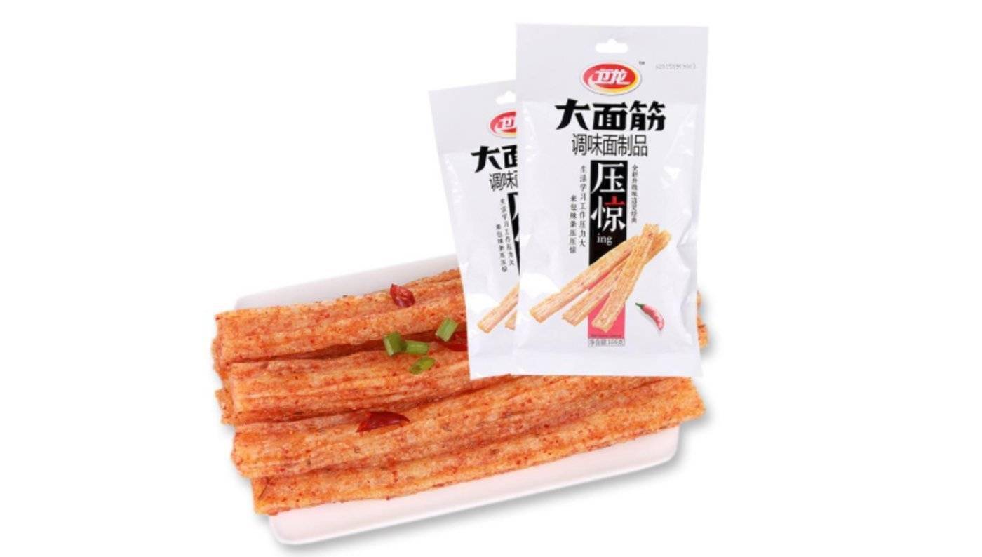 称霸8090后童年的零食"卫龙辣条,要上市了