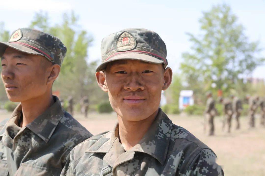 一组动图带你感受新兵战术训练