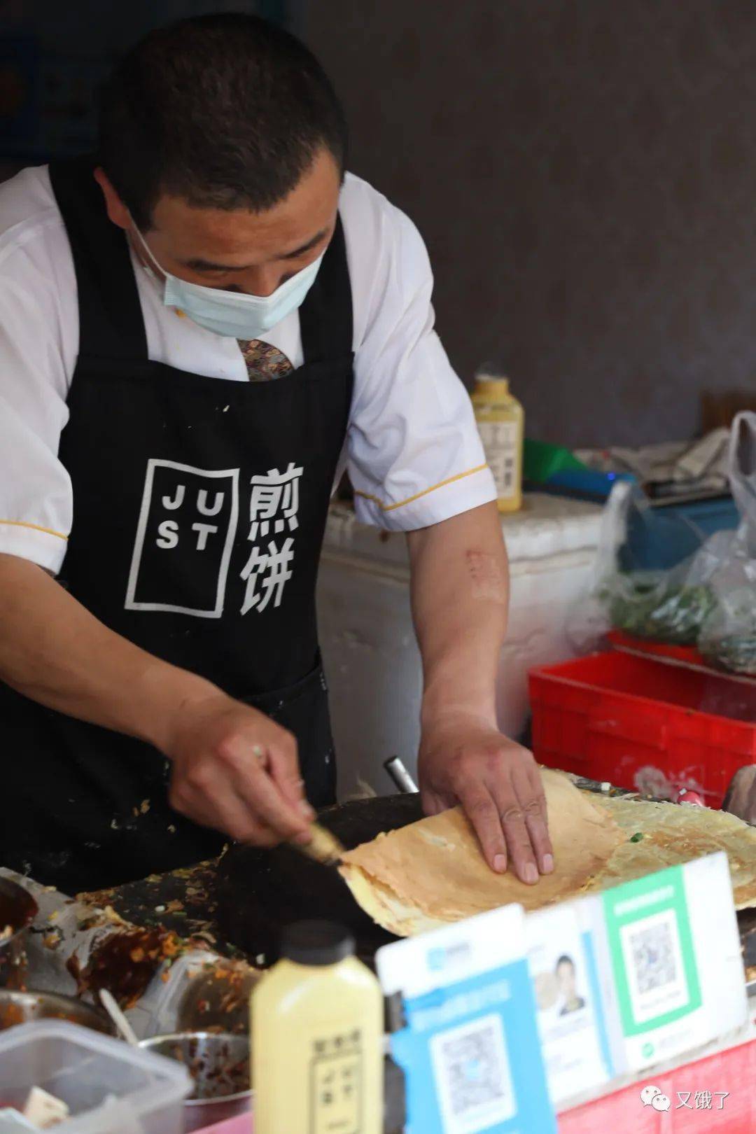 山東雜糧煎餅攤成功佔領w酒店露臺在週日早午餐時段