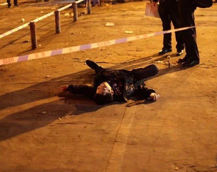 功夫再高也怕砍刀他们用亲身经历告诉你珍爱生命远离街斗