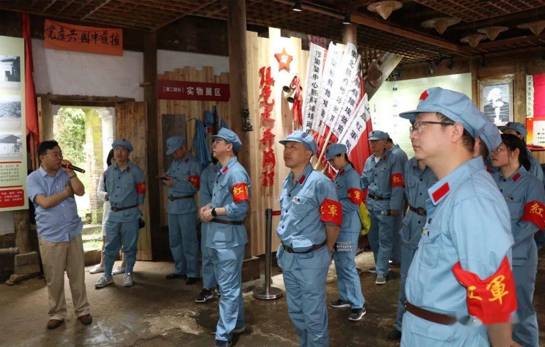 柳真吾,王丰庆,李步新,匡龙海,曹新泉,张仁海等许多皖赣边苏区时期的