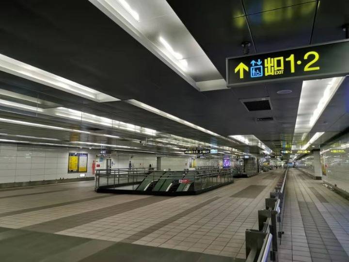 台湾新增6例本土新冠肺炎确诊病例病床吃紧 指挥中心