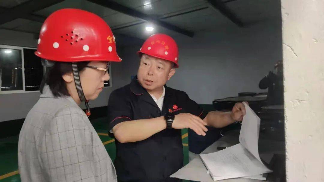 段葆青调研走访我市报废汽车拆解企业