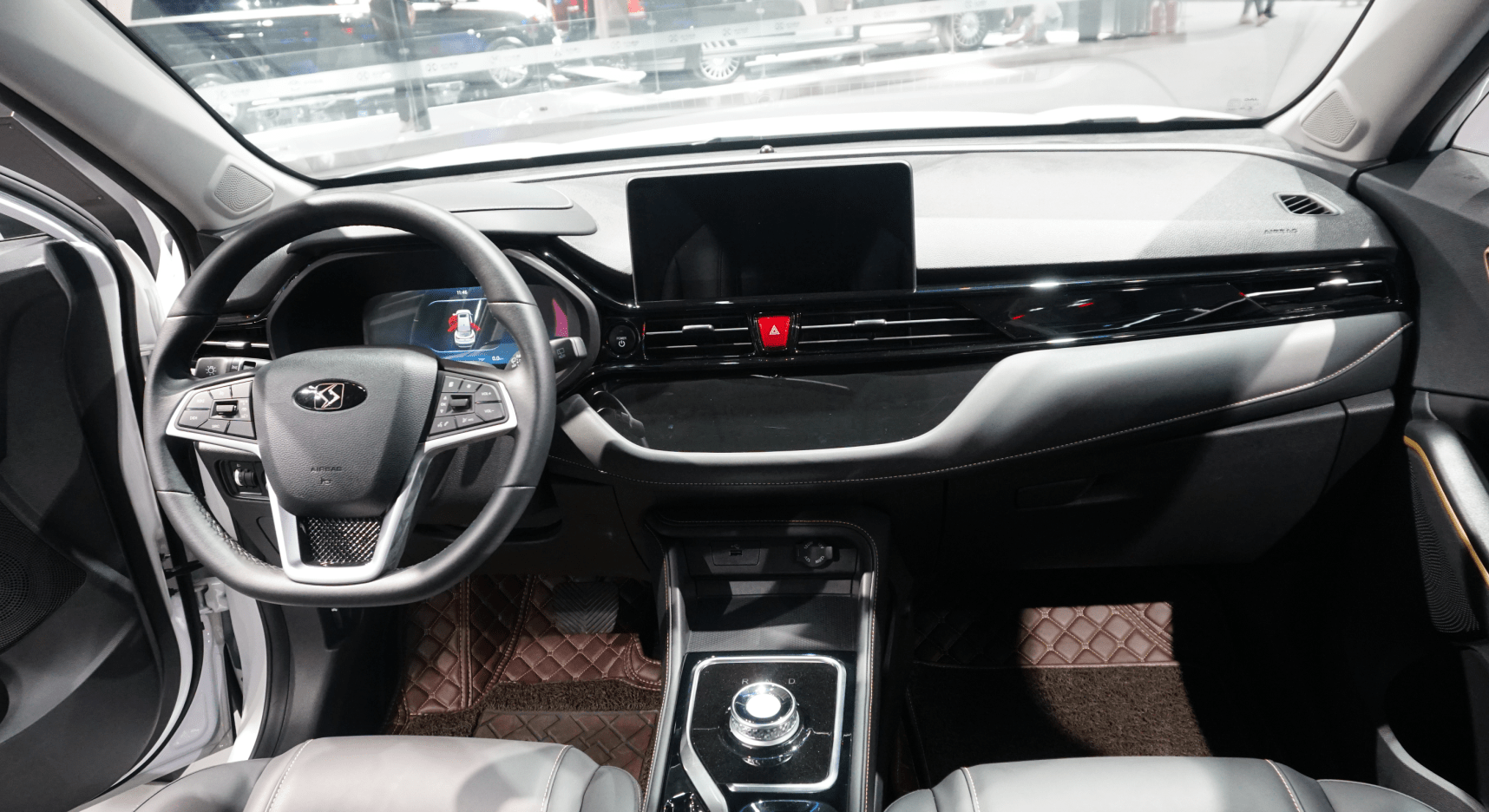 续航502公里 补贴后13万元起 思皓e40x正式上市_搜狐汽车_搜狐网