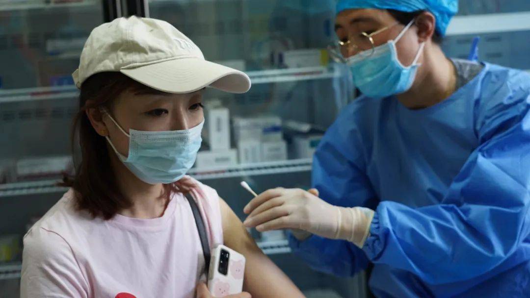 寻觅兰州新冠疫苗接种背后的故事