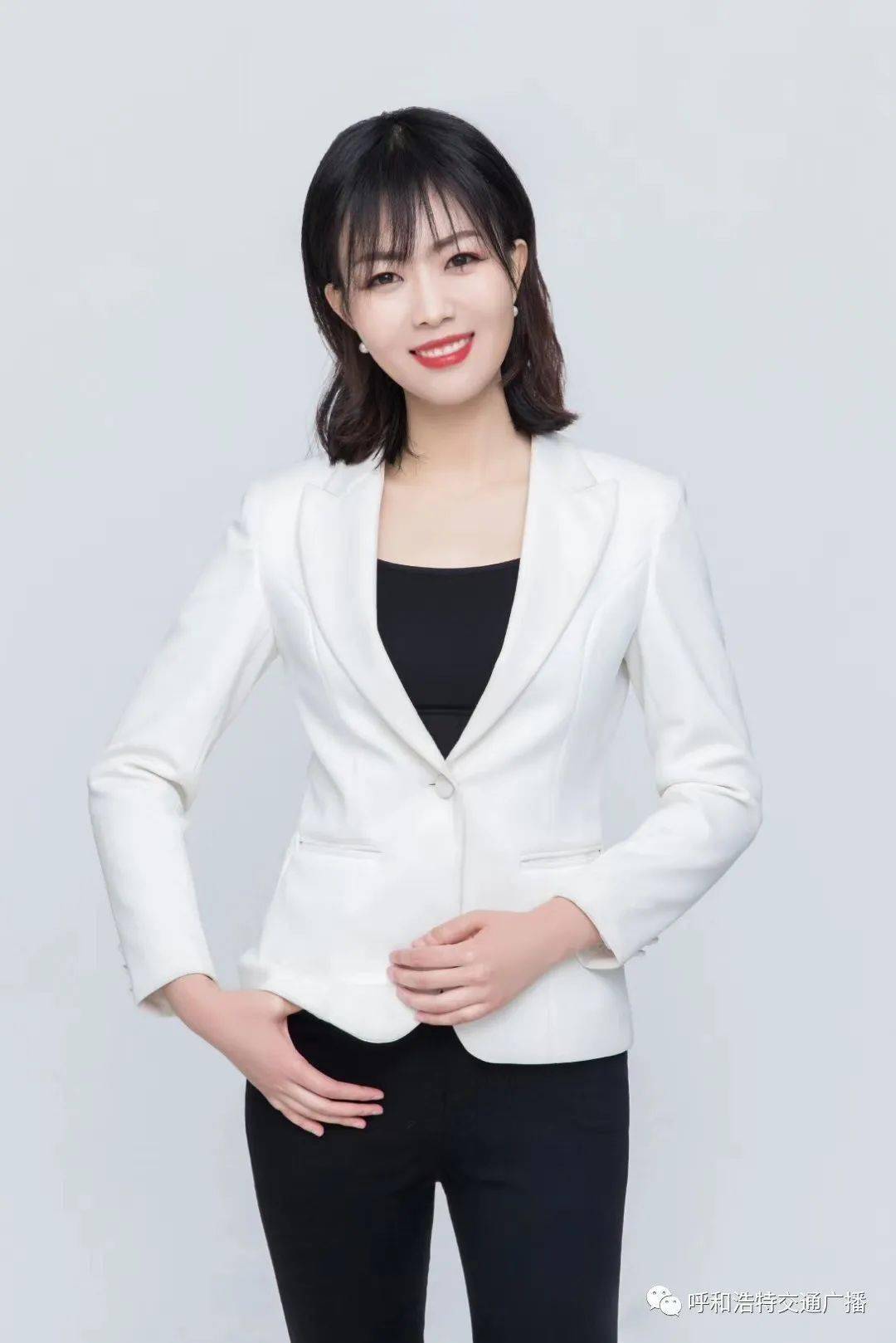 闫琦呼和浩特广播电视台交通广播主持人.