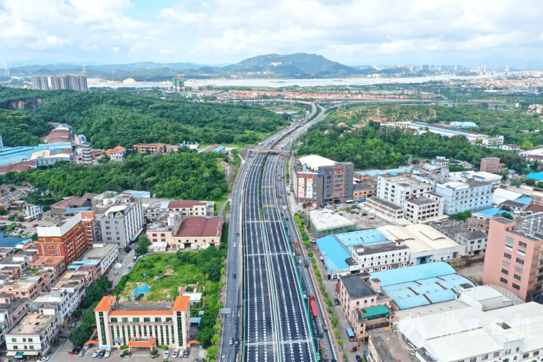 佛山又一条跨线桥通车!连接广州绕城高速_龙路