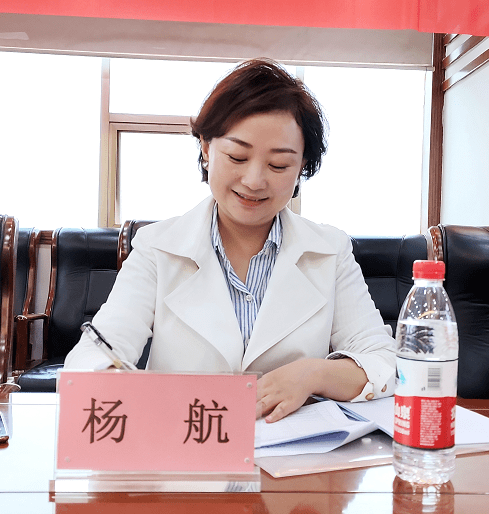 杨航感言:"参赛的教师选手们本次比赛积极,发挥正常,其中不少的老师