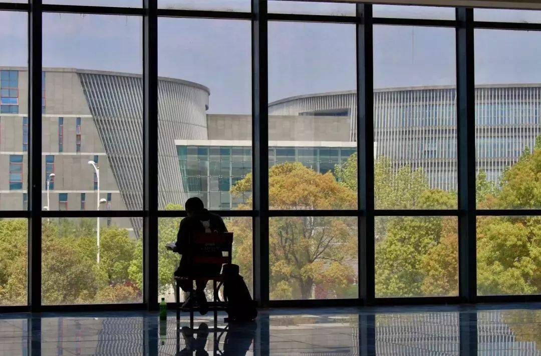 南京大学,生日快乐!_南大人