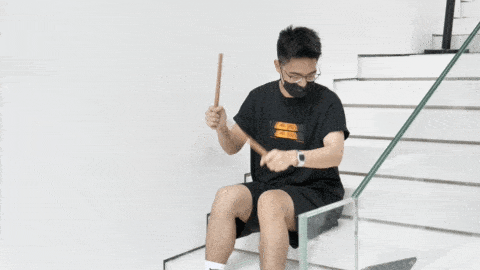 军鼓,踩镲,吊镲,叮叮镲,tom 鼓,架子鼓的几种鼓,都包含在内.