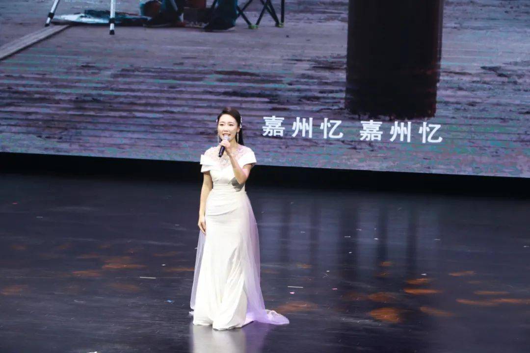 乐山简谱_乐山大佛