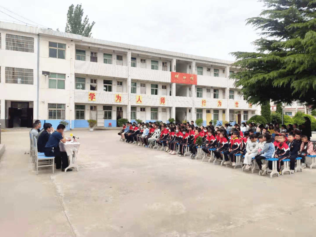 榆中县连搭中学怎么进_榆中县连搭中学图片(3)