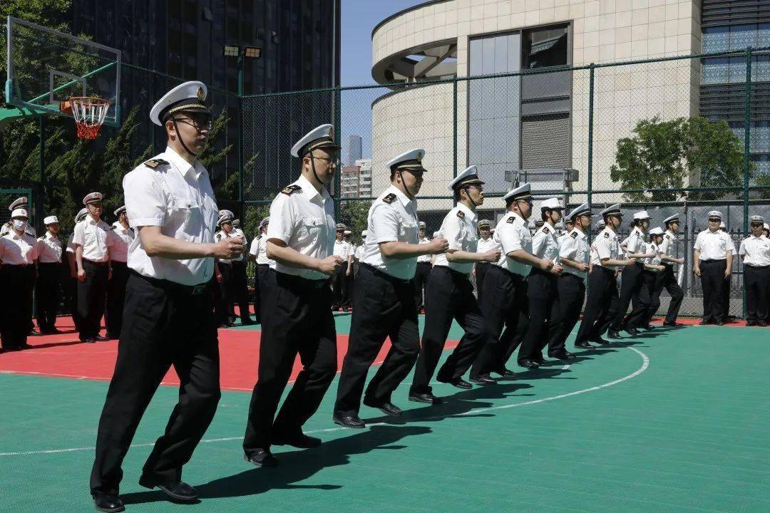 沙场点兵学军铸魂大连海关总关机关队列训练考核纪实