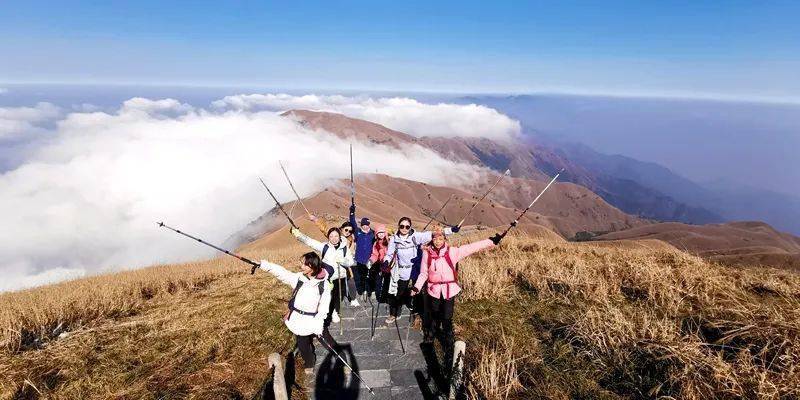 武功山徒步游打卡长沙美食江西武功山龙山村发云界绝望坡星空营地金顶
