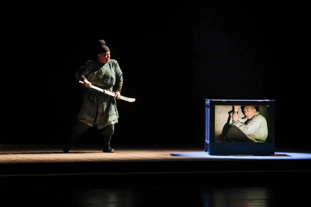 【重磅开票】年度大戏——张国立导演,张铁林主演话剧《我爱桃花》