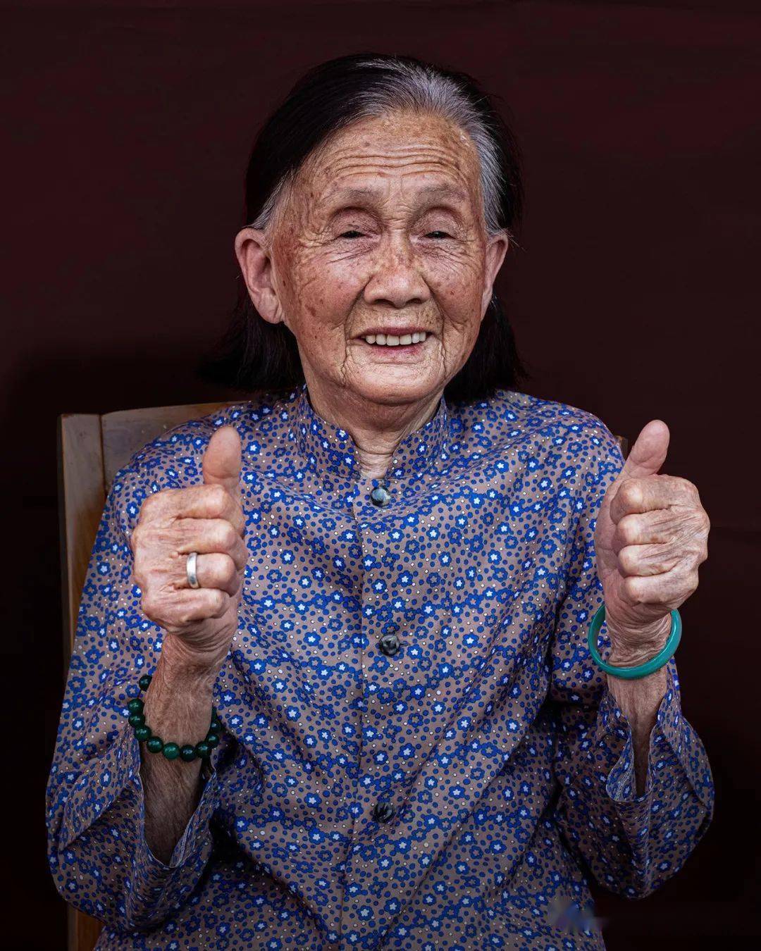 中国百岁老人照片图片