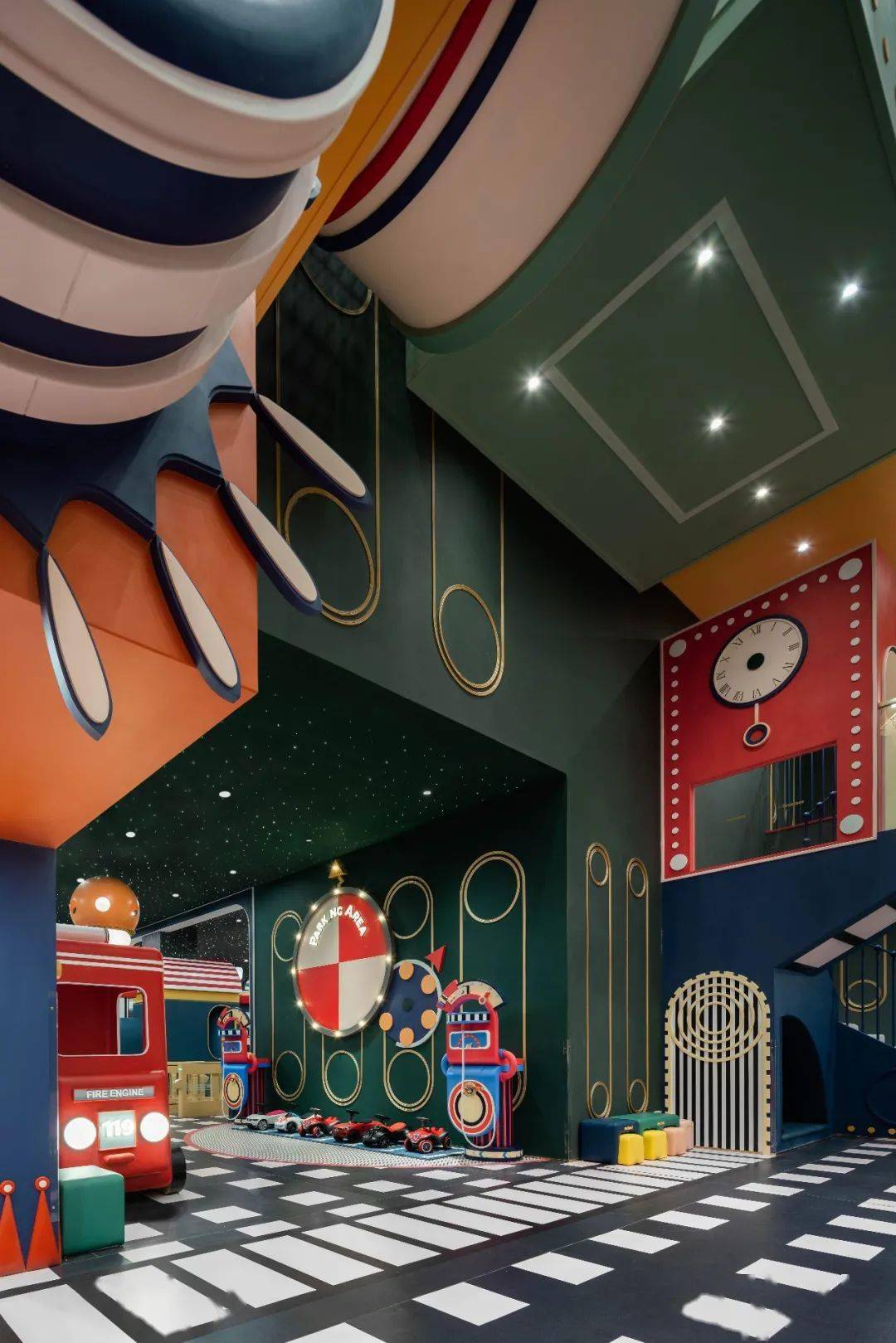 "我要抓住蓝色的天王星,教它如何去飞翔,像飞盘一样扔出它,在夜幕上