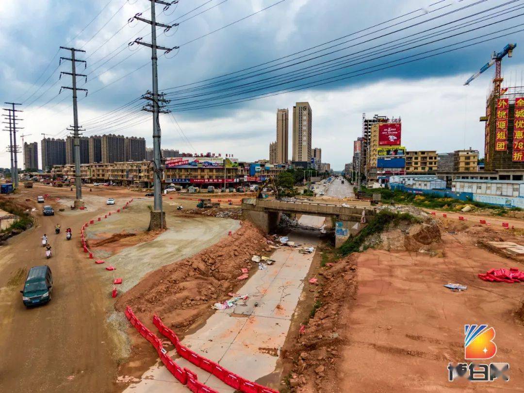 拆拆拆博白綠珠大道一下雨就被水淹的涵洞成為歷史啦