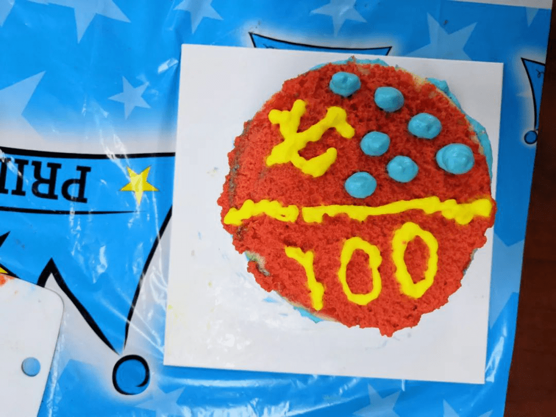 制作蛋糕6月1日,马驹桥镇富