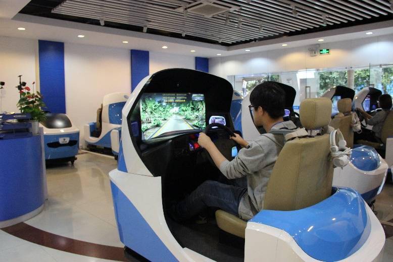 中智仿真加速虚拟驾培时代到来浅谈汽车驾驶模拟器市场