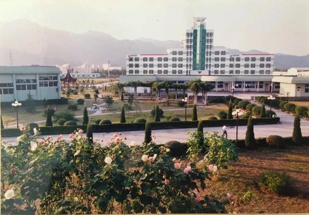 吉利临海学院老照片