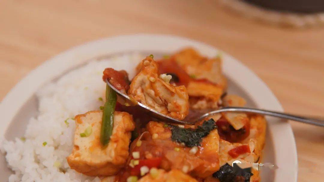 小奶锅|油豆腐盖饭