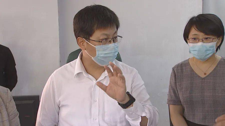 最新!县委书记耿伟平到武邑中学调研指导高考各项准备工作