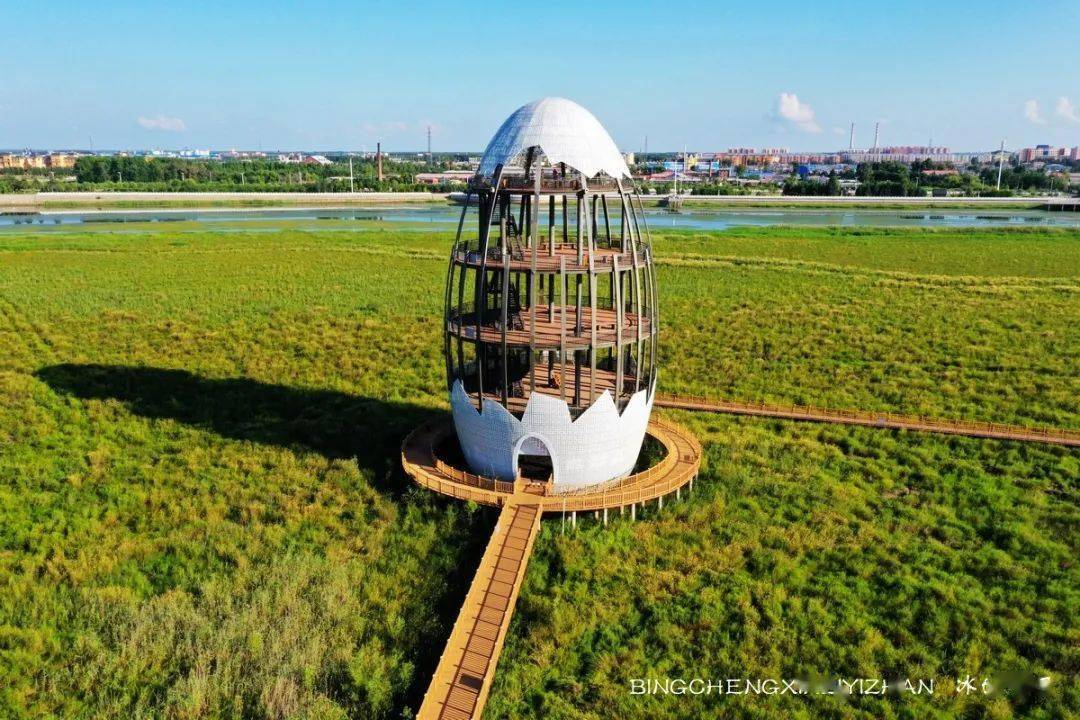 同江黑龙江和松花江交汇的美丽边城