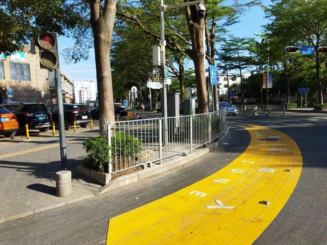 教育中路吉祥路口(龙岗区)