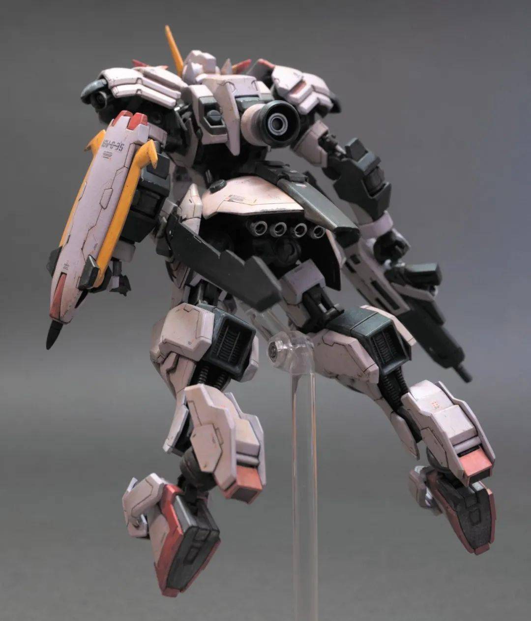 hg端白星制作细节添加笔涂旧化