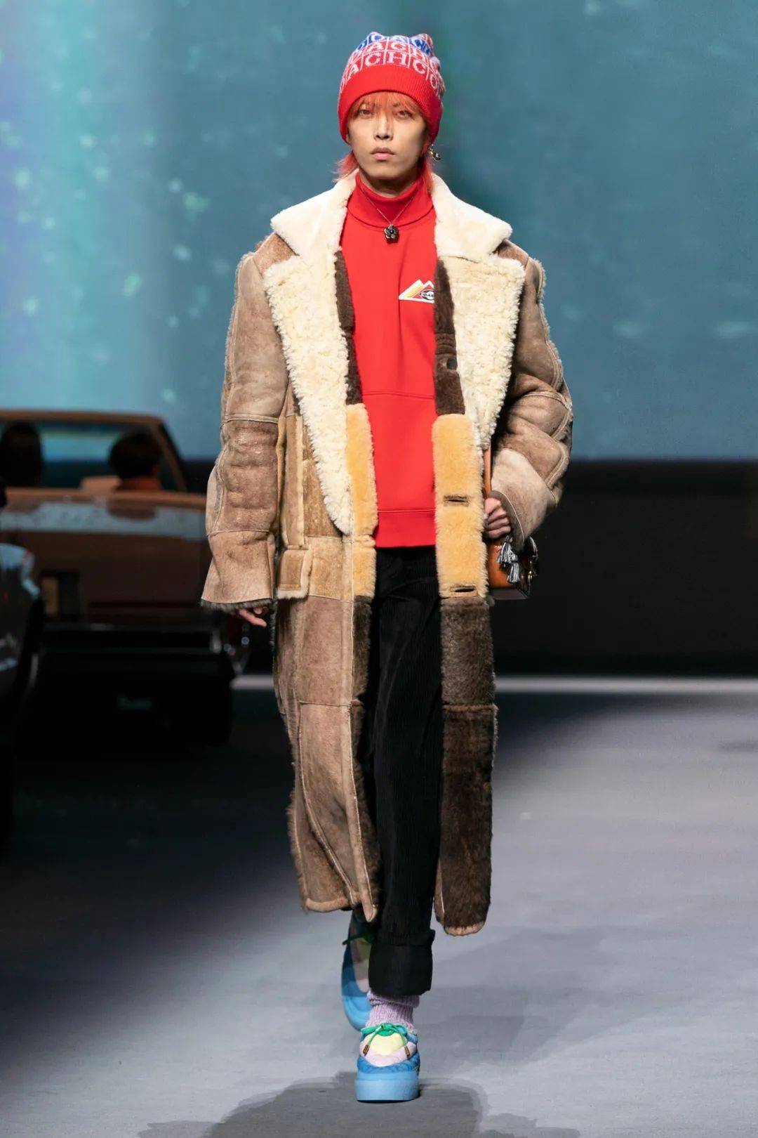 coach2022早春度假系列牧羊人羊毛大衣他在度假村回归
