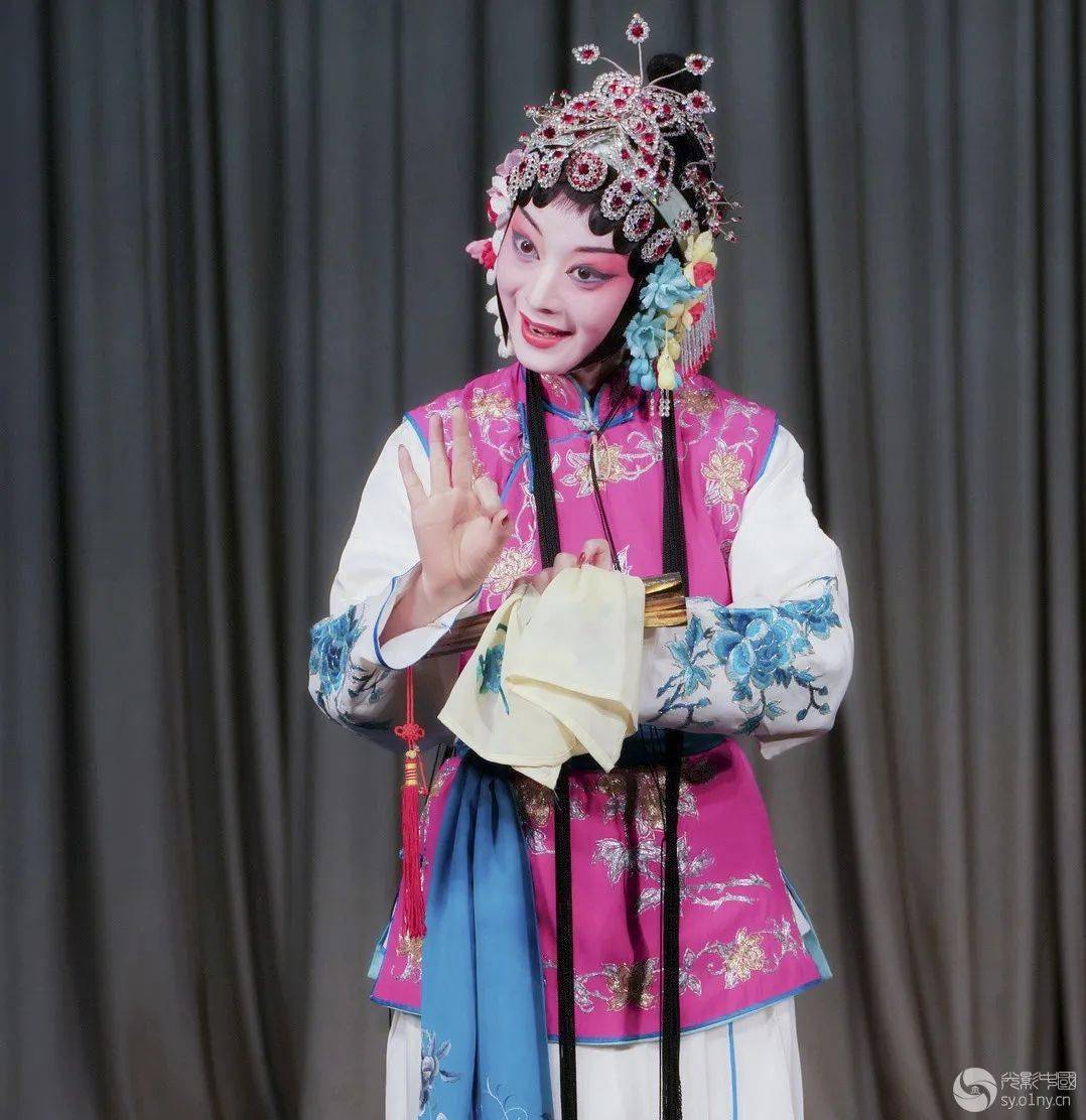 《小放牛》作者:红山绿叶《京剧-卖水》作者:山河游《京剧-金山寺》