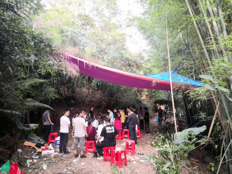 信宜一山头有人开赌场,19人被抓!