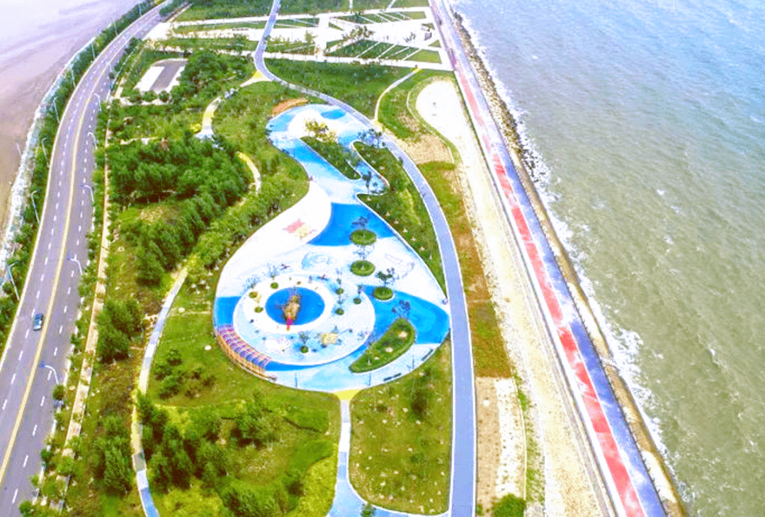 双人骑共享单车只在这个亲海公园