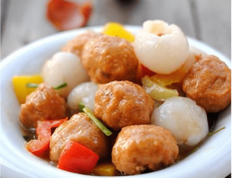 美味的荔枝鱼片来一盘?