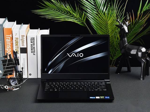 全能办公神器vaio侍14pro视频评测