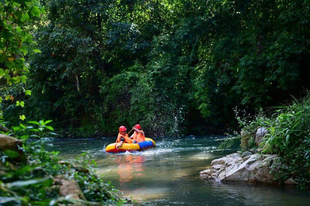 特价150元6月20日周日发团炫彩欢乐谷嬉水罗山南靖罗山漂流土楼欢乐谷