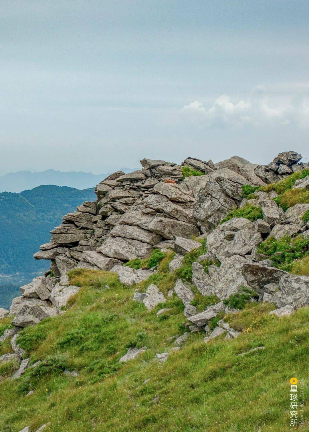 五台山:一半佛国一半山
