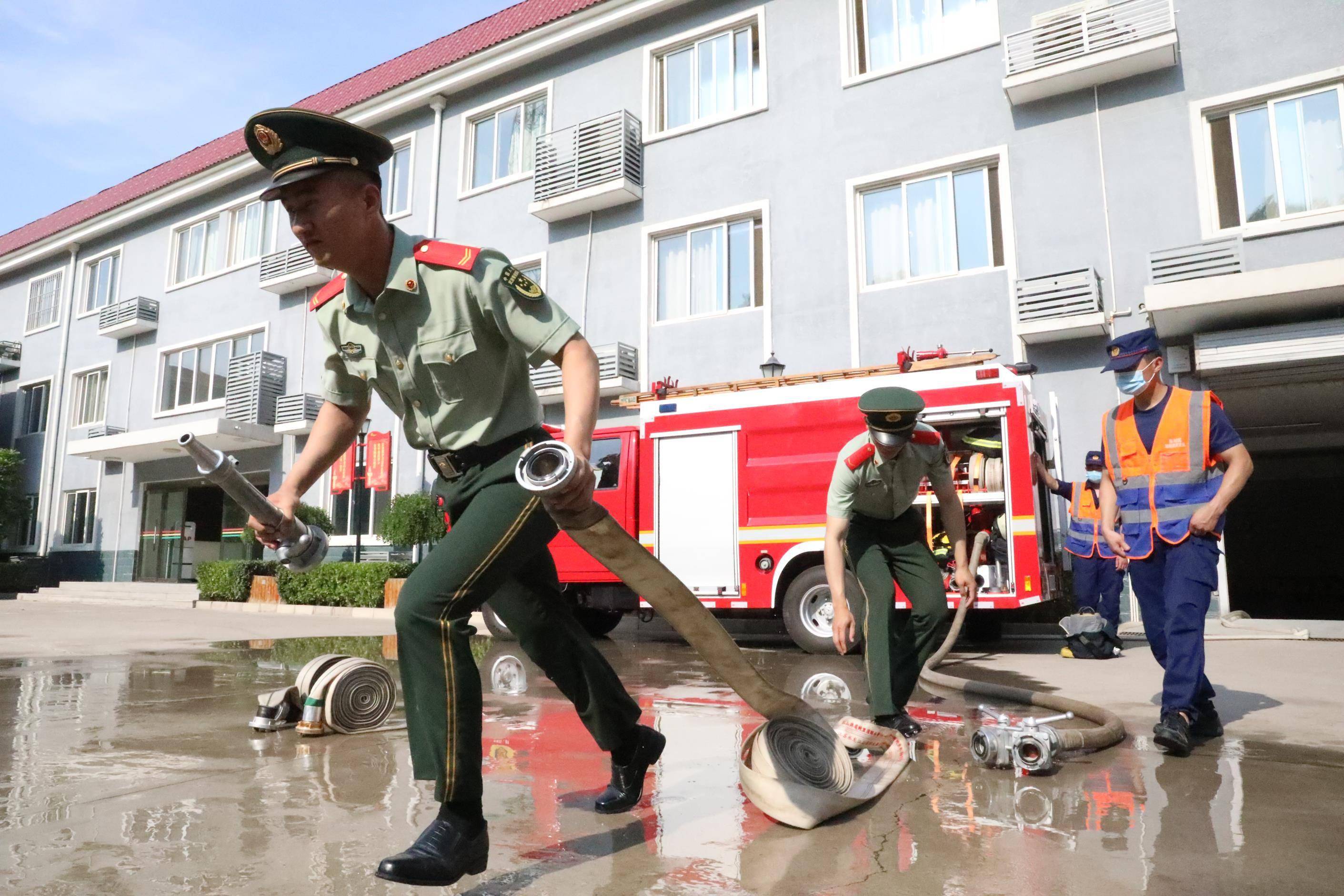 武警消防部队图片图片