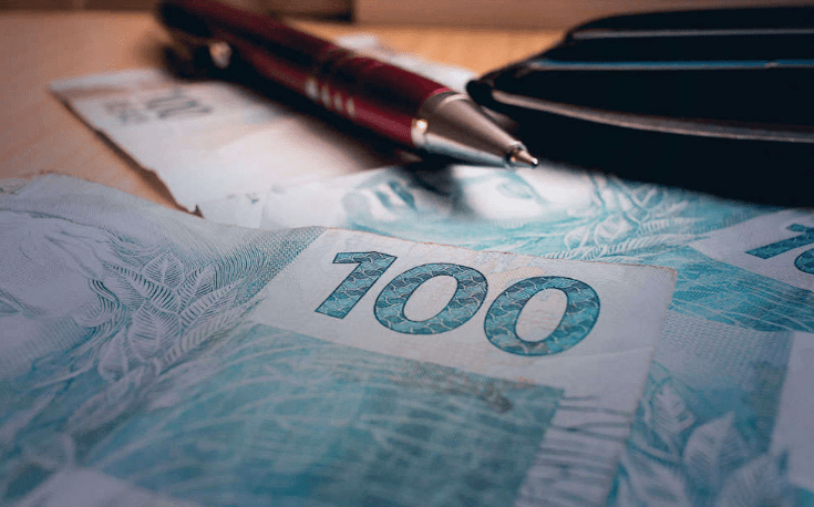 巴西央行维持基准利率不变