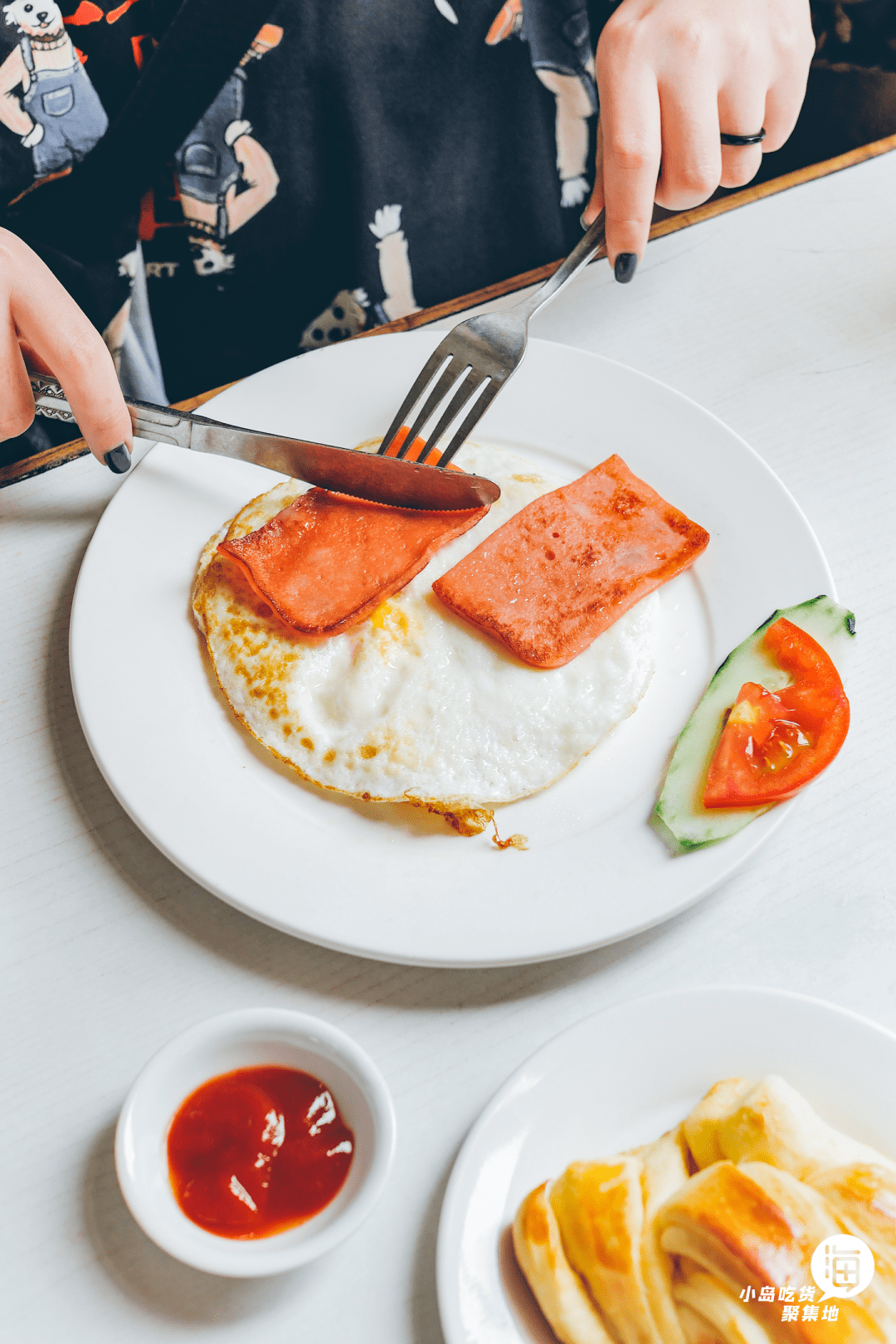 看似平平无奇的火腿煎双蛋,在这老餐厅里还可以拥有精致出品,西餐的
