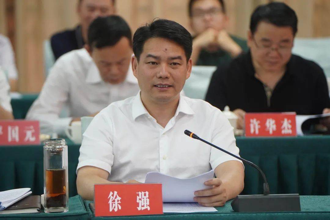 海曙区党政代表团赴喜德县开展东西部协作