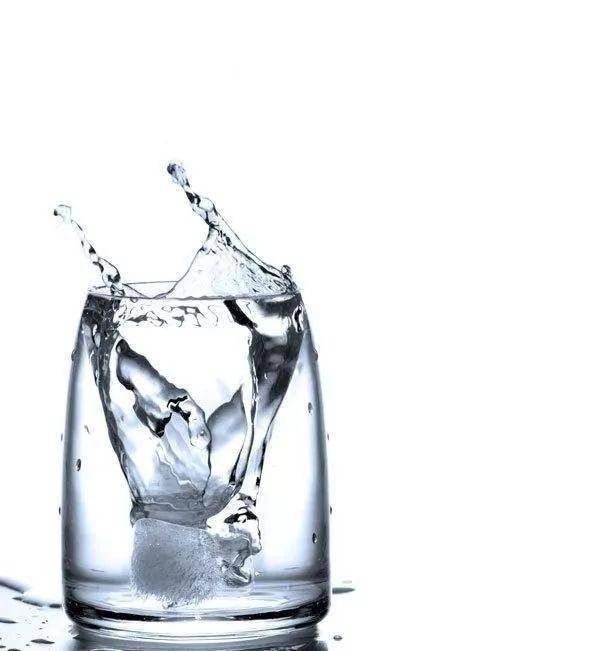 水是什么组成的呢 f99461d3090f4226b1909d3383884178.jpeg