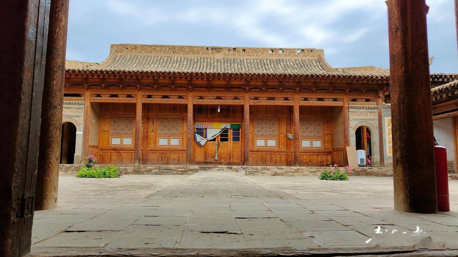 昂拉千户府:红色教育的"第二课堂"