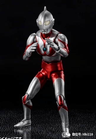 奥特曼shf系列55周年纪念版自带披风的初代